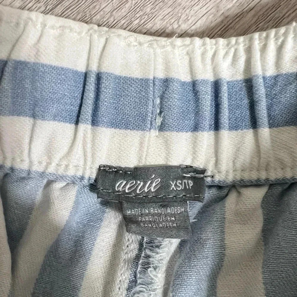Aerie Chambray Stripe Shorts Size XS - Picture 4 of 8
